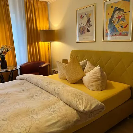 Hotel Soho Altstadt Urban 3*